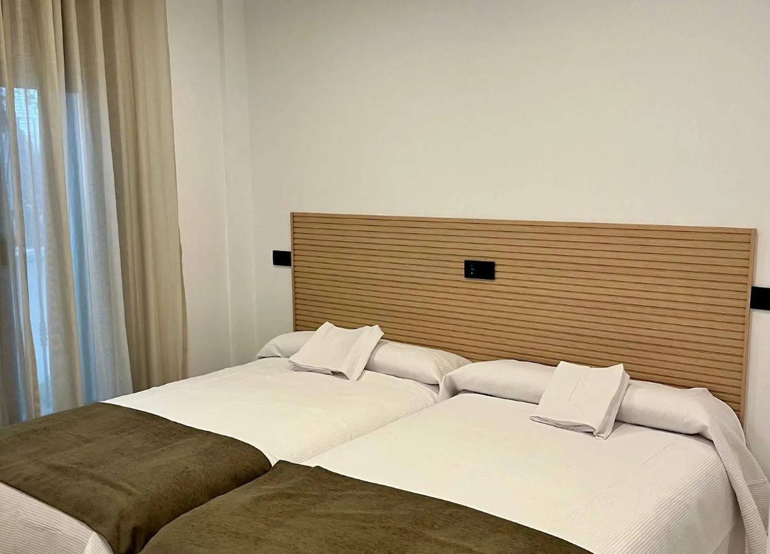 Apartamentos Hornos Apartment